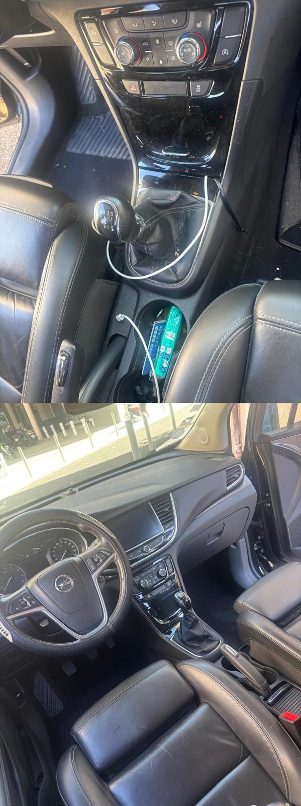 Je ne peux plus me passer d'AD Services ! Ma voiture est toujours impeccable et le service est rapide et efficace.